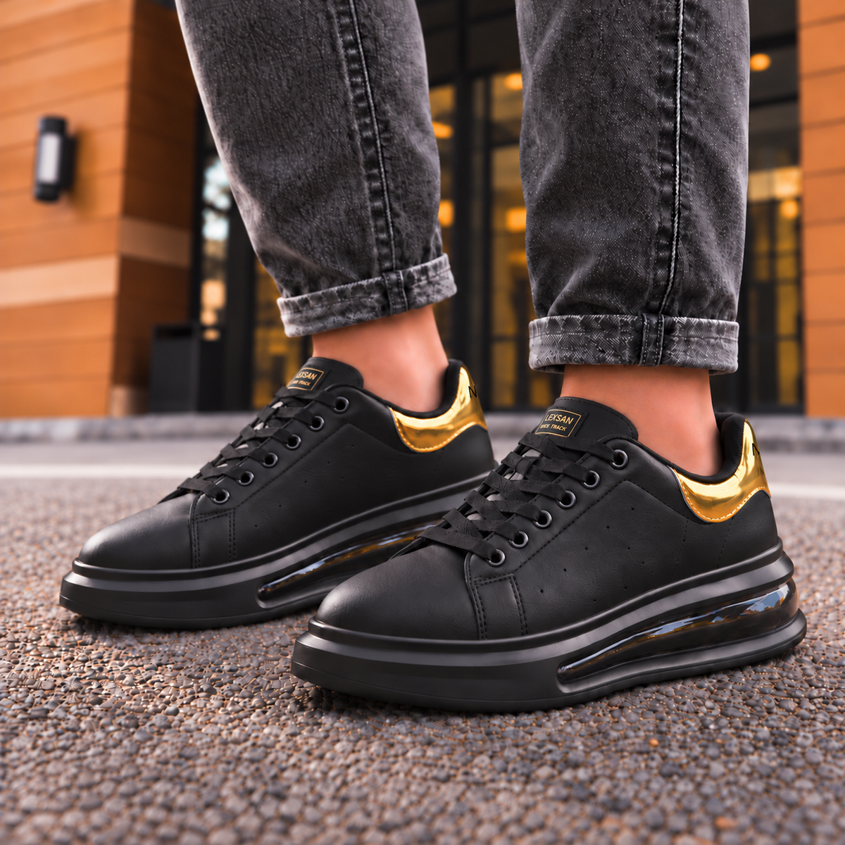 Damián | Zapatillas urbanas, negro-dorado, vista frontal
