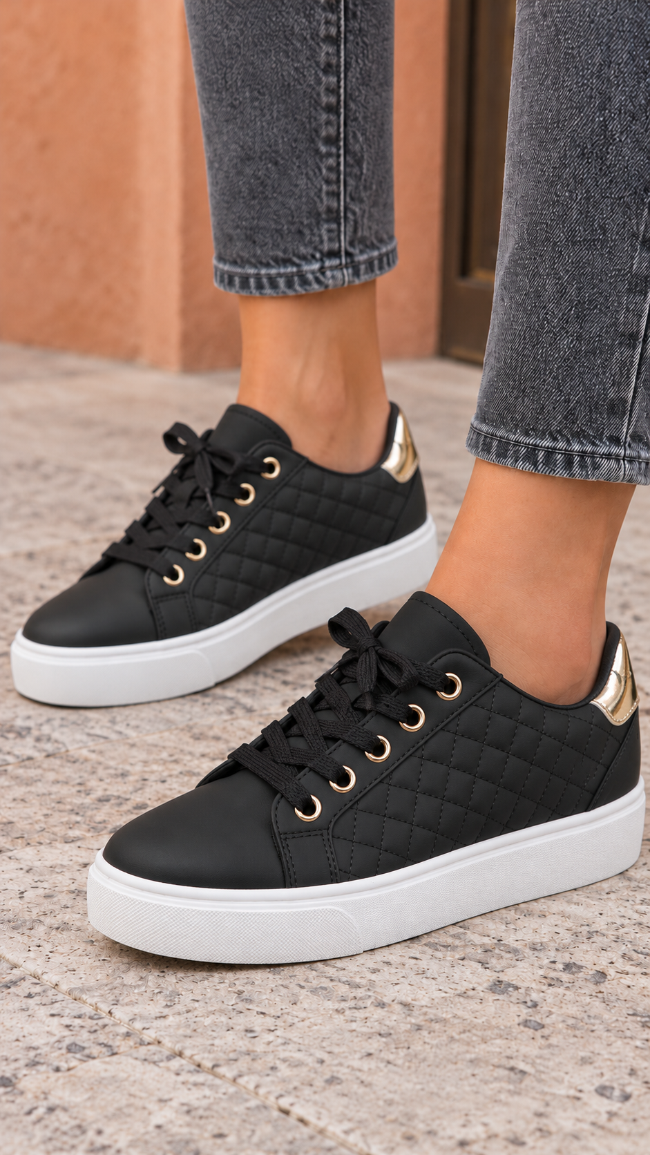 Zapatillas Elena negro · lateral