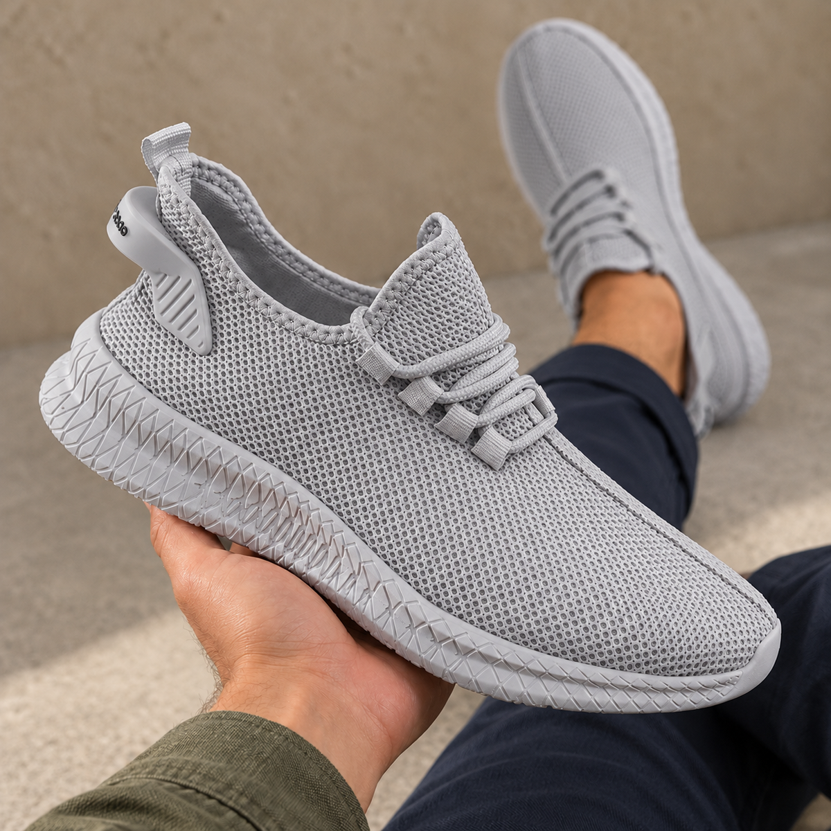 Hugo | Zapatillas de malla para hombre, gris, detalle lateral y talón