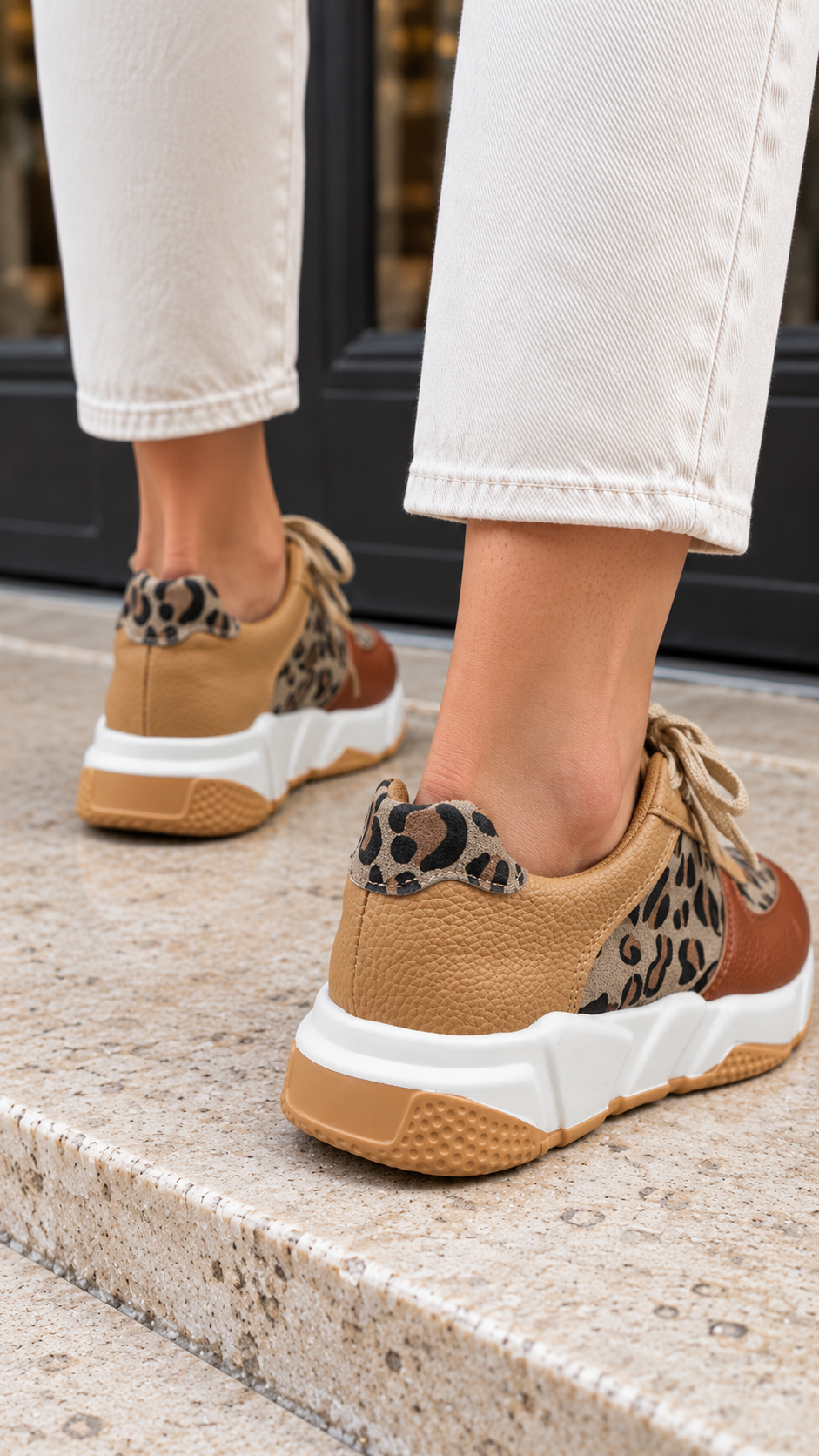 Zapatillas Jimena marrones, vista talon